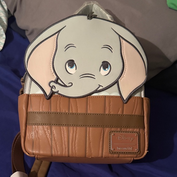 cheap mini fjallraven kanken backpack Kånken Size:34 L Nike West Virginia Mountaineers Made with natural materials Classic Monogram